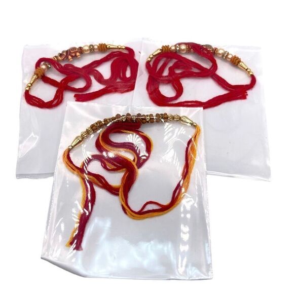 Women’s Set of 3 red thread Raakhi indie bracelets - Picture 1 of 3